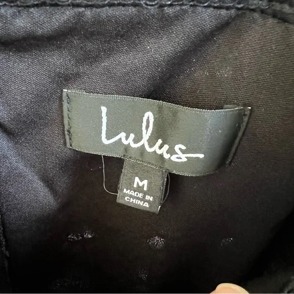 Lulus NWT Black Lace Story of Love Half Sleeve Square Neck Dress Size Medium - Picture 5 of 7